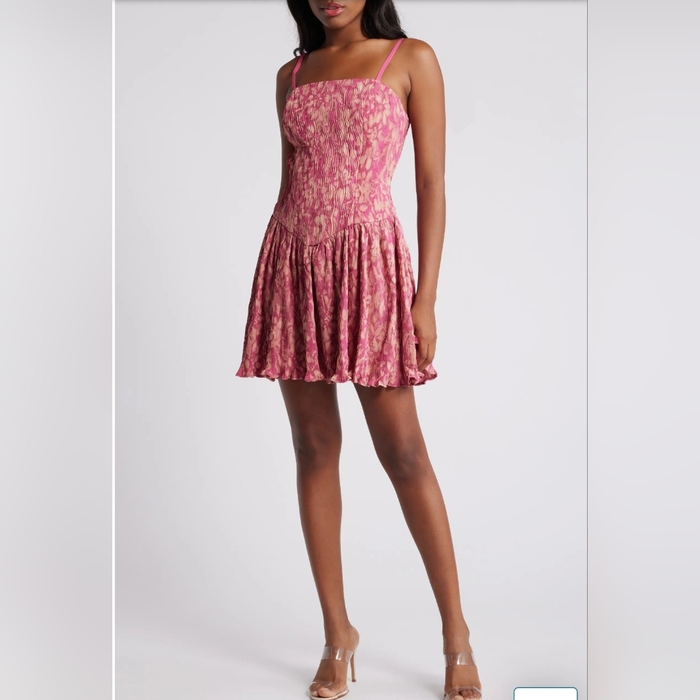 HUTCH Pleated Sleeveless DressHutch